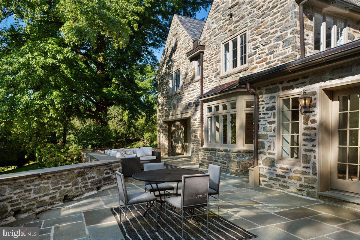 1233 Meadowbank Road Villanova, PA 19085 - Photo 73 of 89