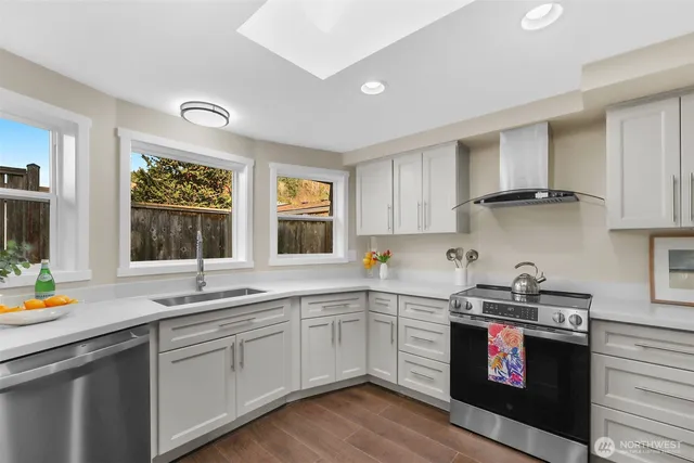 $749,950 | 23826 7th Place West, Bothell, WA 98021