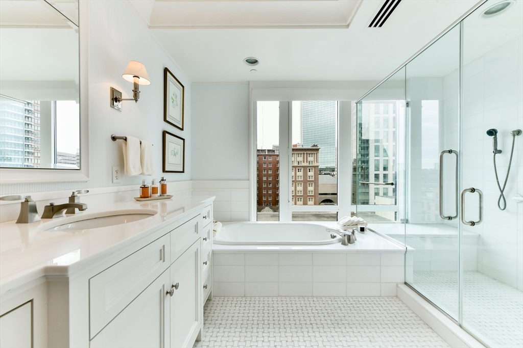 776 Boylston Street, Unit E9A Boston, MA 02199 - Photo 13 of 27