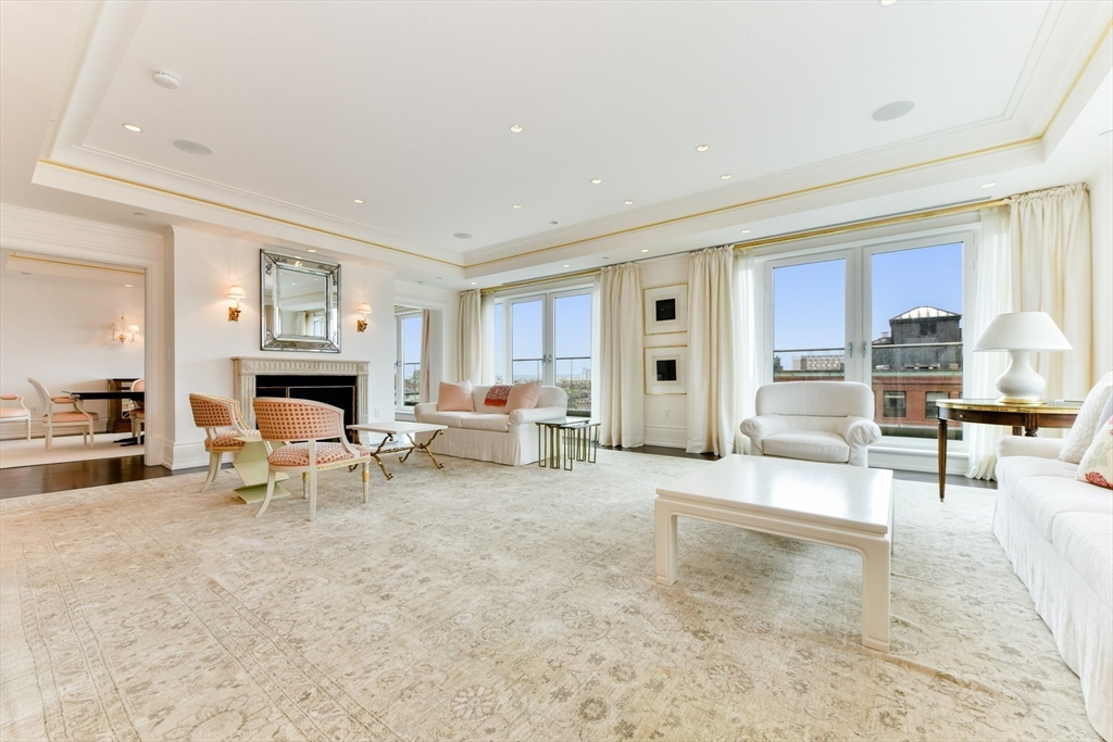 776 Boylston Street, Unit E9A Boston, MA 02199 - Photo 3 of 27