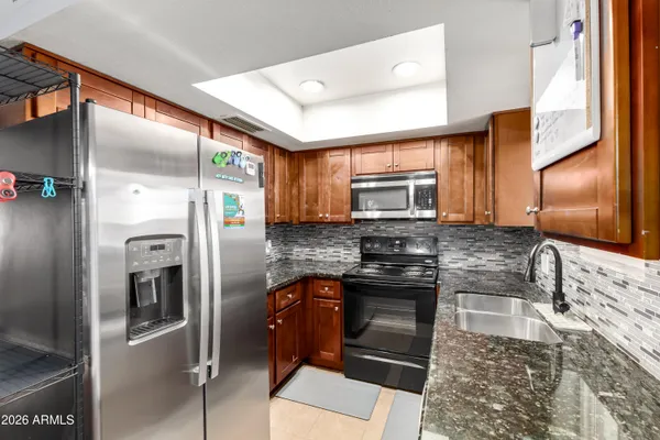 $239,999 | 17241 North 16th Drive, Unit 10, Phoenix, AZ 85023