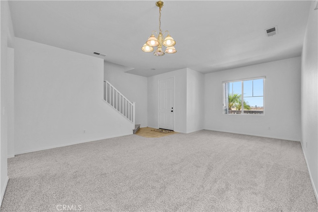 906 Sparrow Way Perris, CA 92571 - Photo 7 of 30