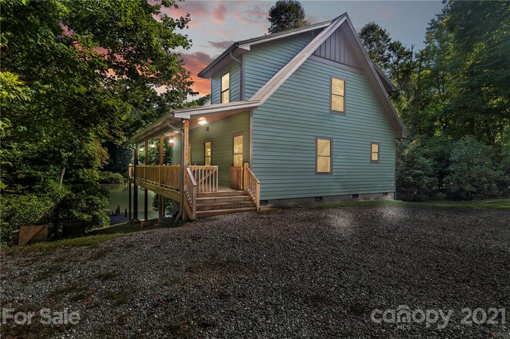 1753 Line Runner Ridge Road Rosman, NC 28772 - Photo 1 of 39 Gallery Image 1