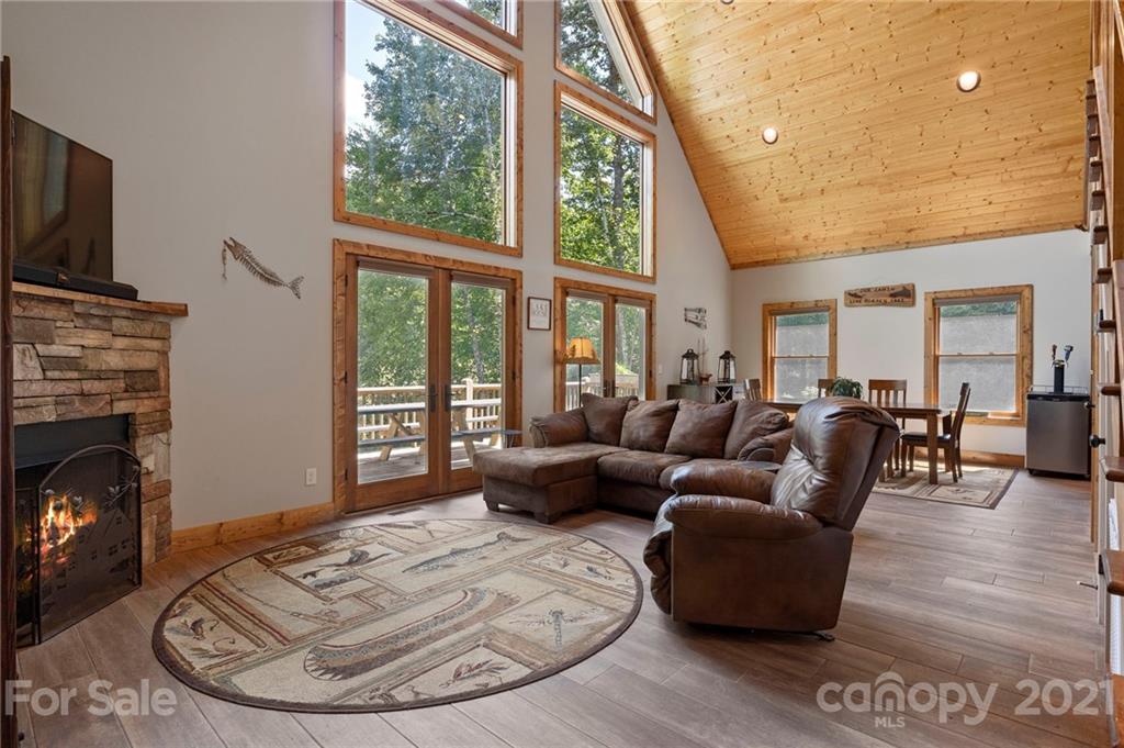 1753 Line Runner Ridge Road Rosman, NC 28772 - Photo 18 of 39 Gallery Image 18