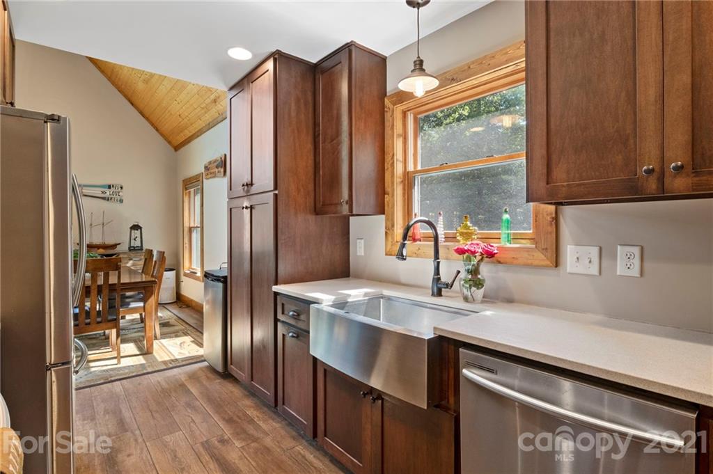 1753 Line Runner Ridge Road Rosman, NC 28772 - Photo 27 of 39 Gallery Image 27