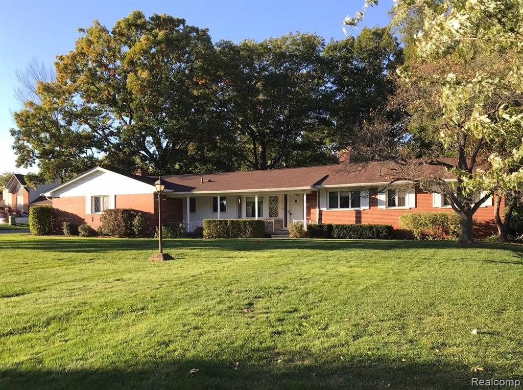 250 Windsor Road Rochester Hills, MI 48307 - Photo 1 of 1