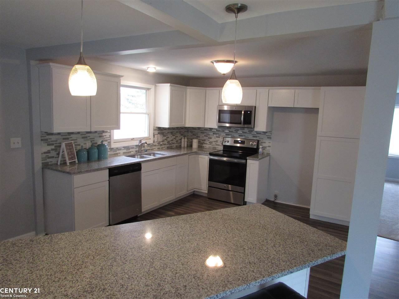 3236 Grant Road Rochester Hills, MI 48309 - Photo 4 of 33