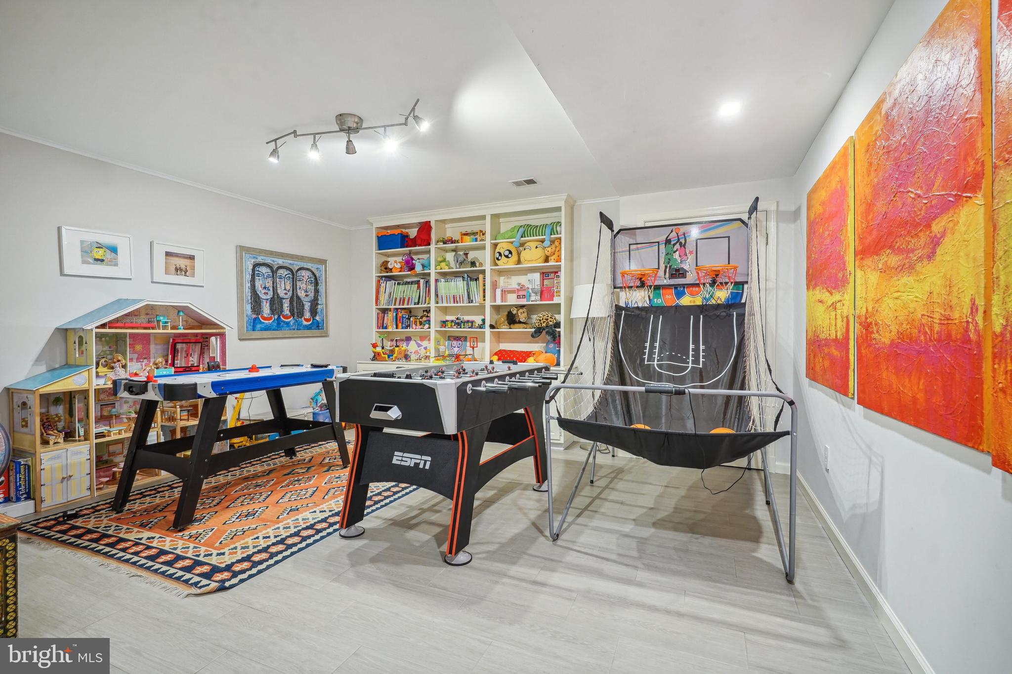 4903 Baltan Road Bethesda, MD 20816 - Photo 26 of 31 Game Room