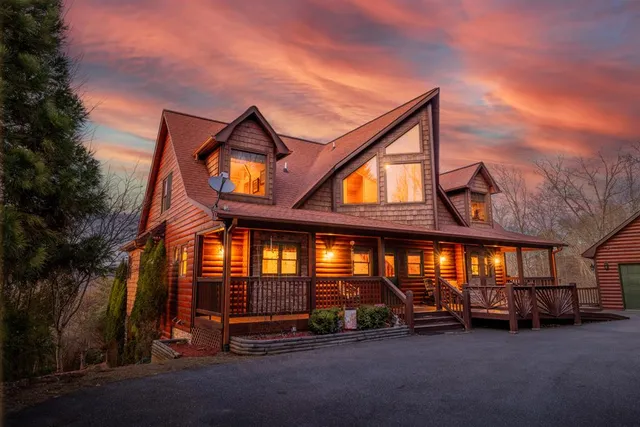 $1,420,000 | 1359 Mountain High Drive, Mineral Bluff, GA 30559