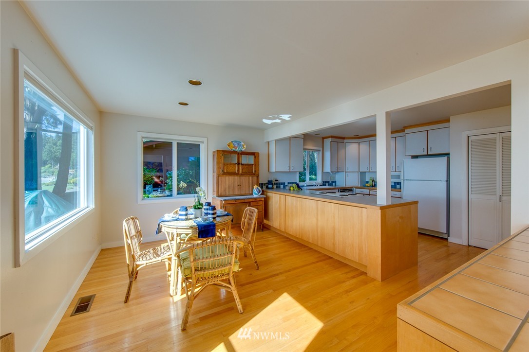 14737 Sandy Hook Road Northeast Poulsbo, WA 98370 - Photo 8 of 24 Gallery Image 8
