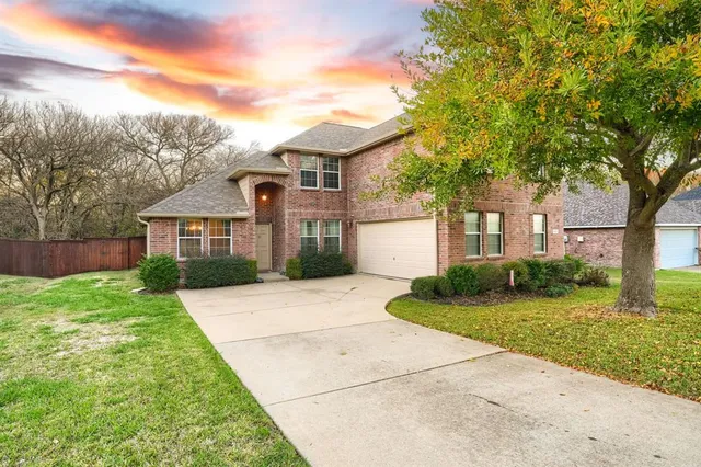 $450,000 | 327 South Crosscreek Drive, Wylie, TX 75098
