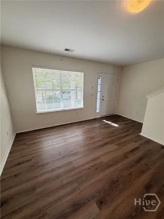 $1,595 | 125 Fairgreen Street, Savannah, GA 31407