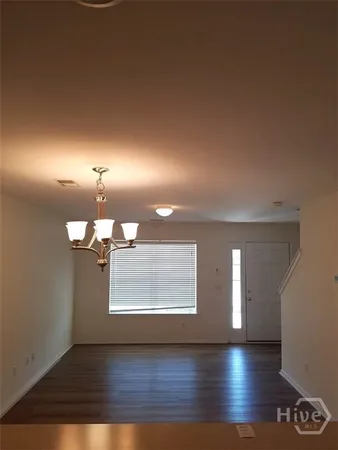 $1,650 | 125 Fairgreen Street, Savannah, GA 31407