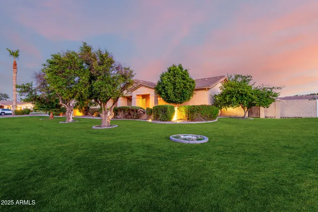a view of a house with a big yard