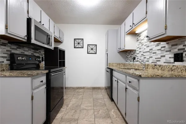$2,500 | 1517 South Owens Street, Unit 5, Denver, CO 80232