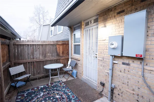 $2,500 | 1517 South Owens Street, Unit 5, Denver, CO 80232