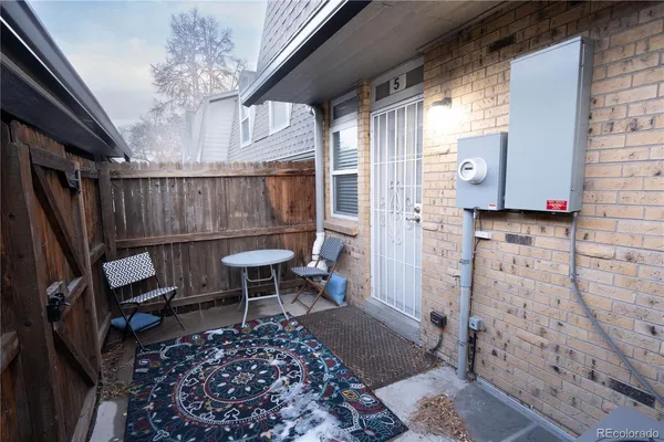 $2,500 | 1517 South Owens Street, Unit 5, Denver, CO 80232