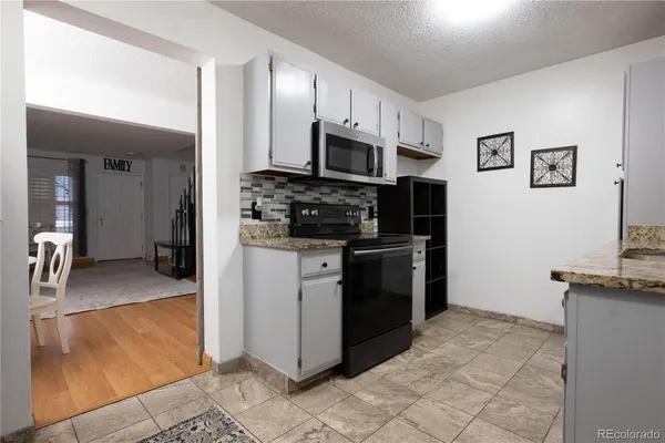 $2,500 | 1517 South Owens Street, Unit 5, Denver, CO 80232