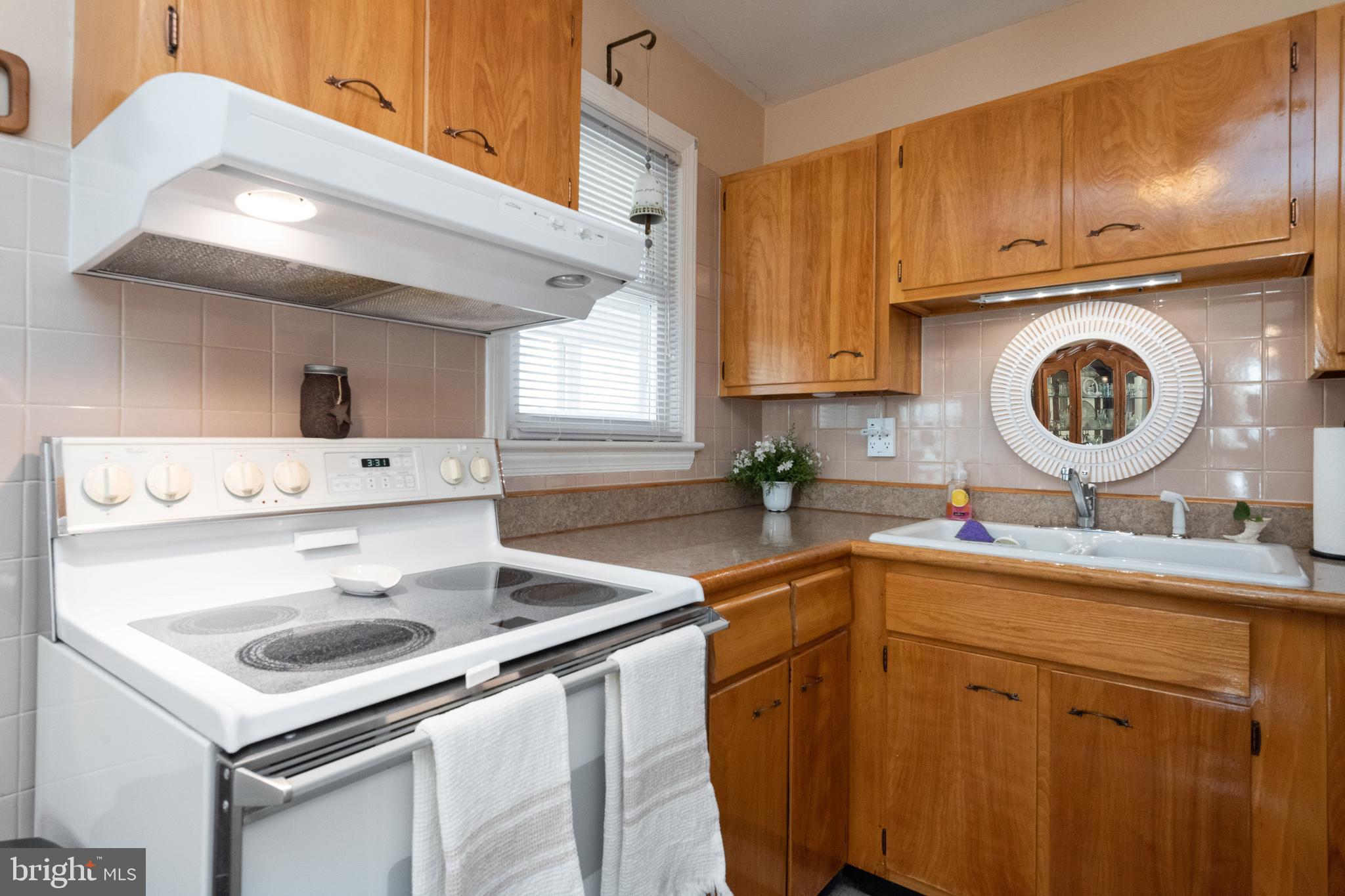 7006 East Clinton Street Clinton, MD 20735 - Photo 15 of 44