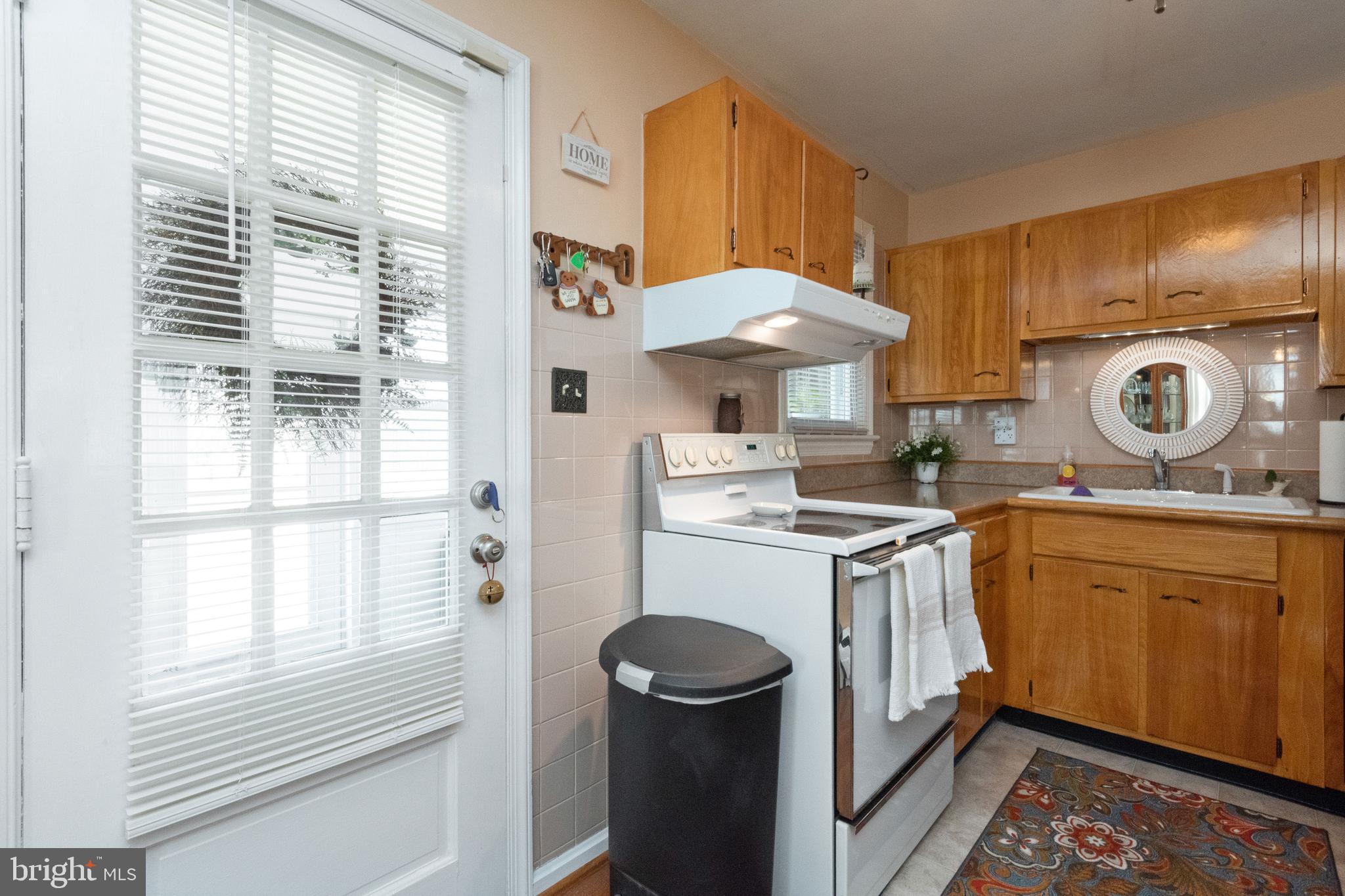 7006 East Clinton Street Clinton, MD 20735 - Photo 18 of 44