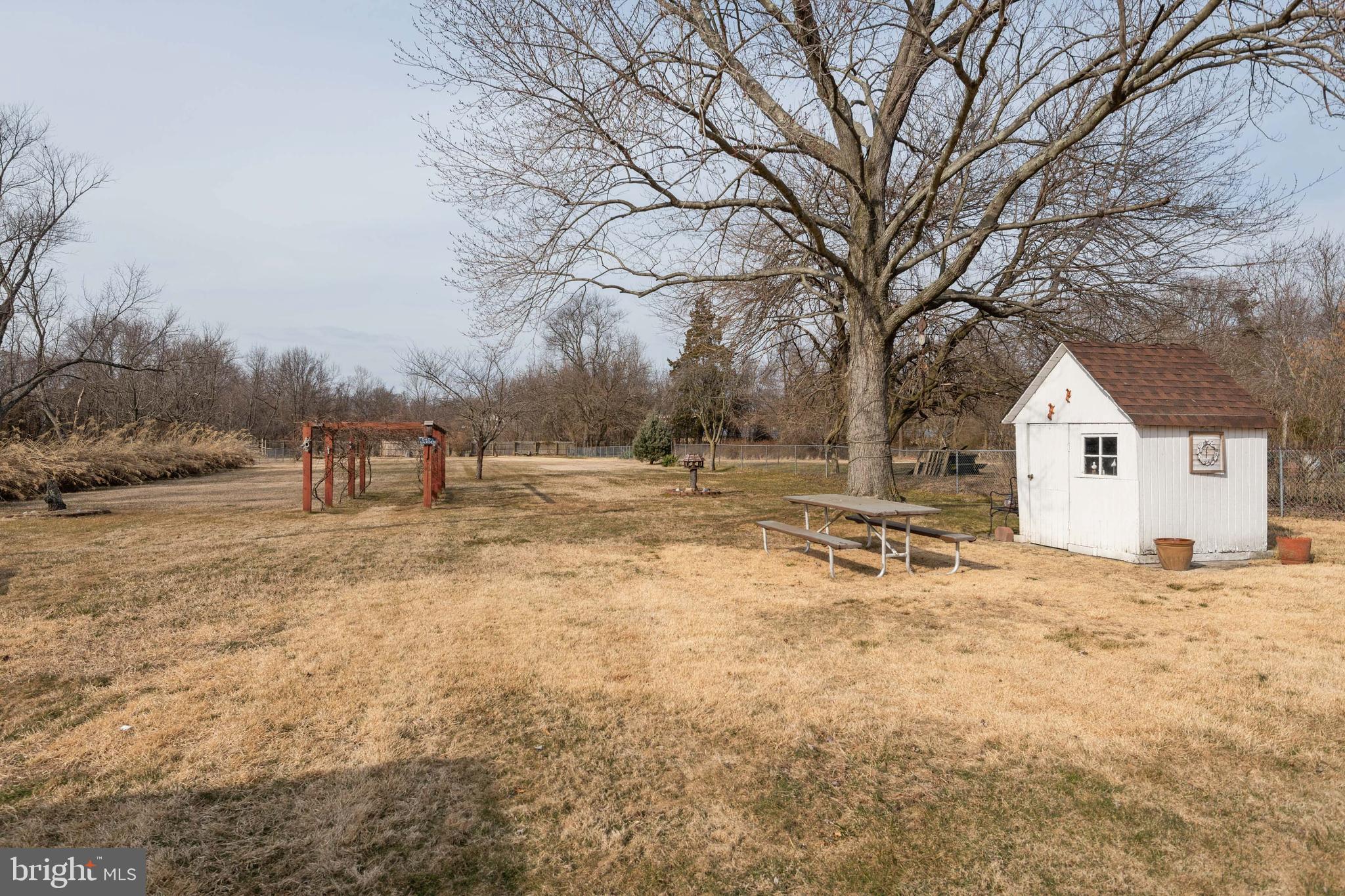 7006 East Clinton Street Clinton, MD 20735 - Photo 39 of 44