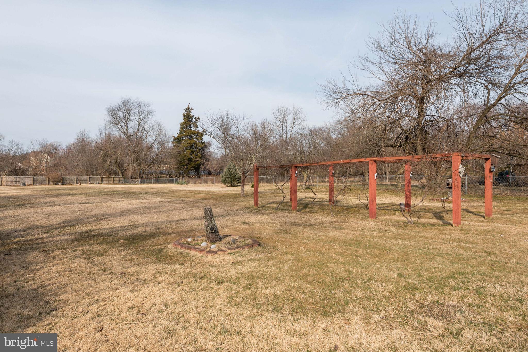 7006 East Clinton Street Clinton, MD 20735 - Photo 40 of 44