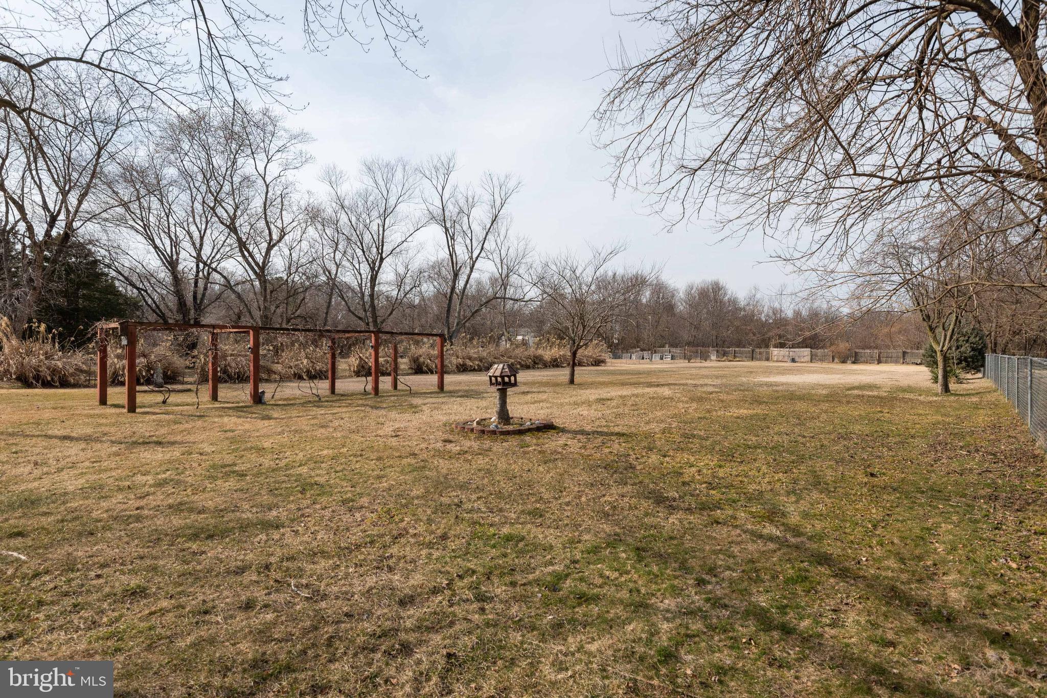 7006 East Clinton Street Clinton, MD 20735 - Photo 41 of 44