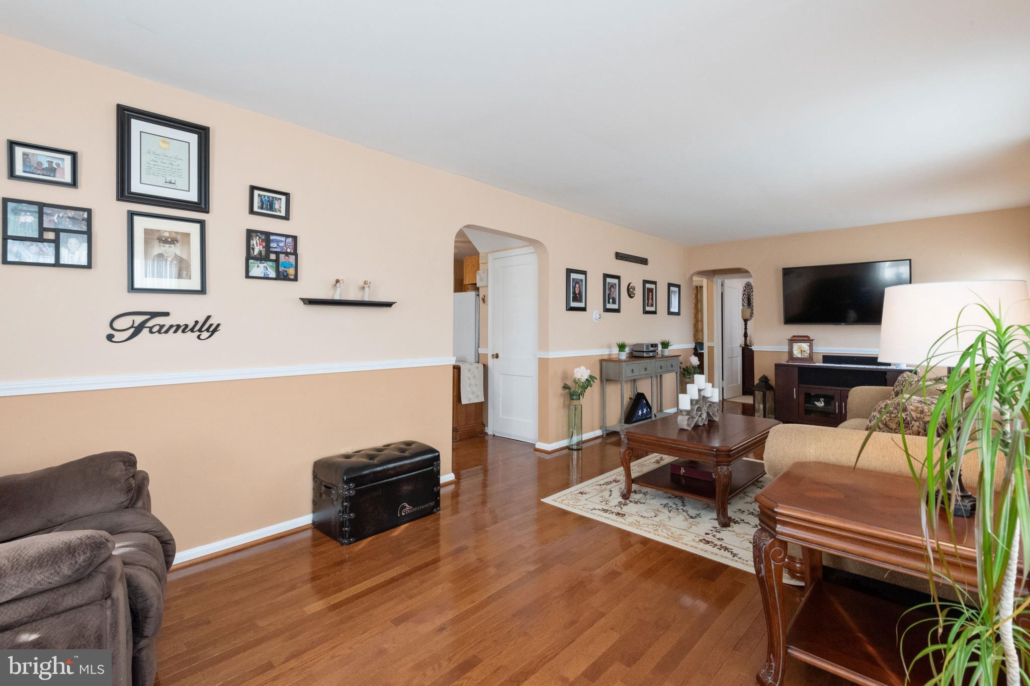 7006 East Clinton Street Clinton, MD 20735 - Photo 10 of 44