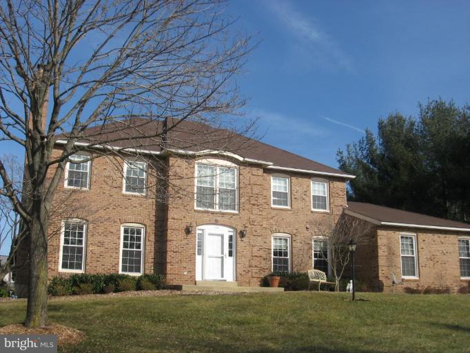 1030 Riva Ridge Drive Great Falls, VA 22066 - Photo 1 of 14 Exterior (Main)