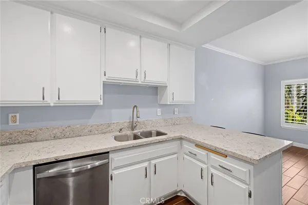 $720,000 | 10831 Roycroft Street, Unit 9, Sun Valley, CA 91352