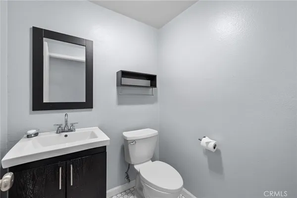 $720,000 | 10831 Roycroft Street, Unit 9, Sun Valley, CA 91352