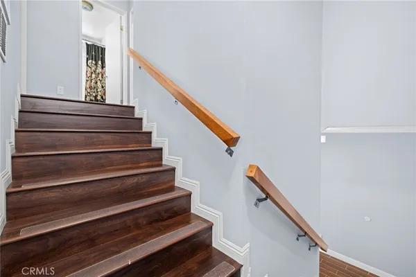 $720,000 | 10831 Roycroft Street, Unit 9, Sun Valley, CA 91352