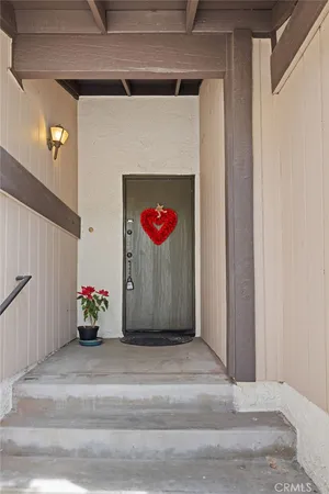 $720,000 | 10831 Roycroft Street, Unit 9, Sun Valley, CA 91352