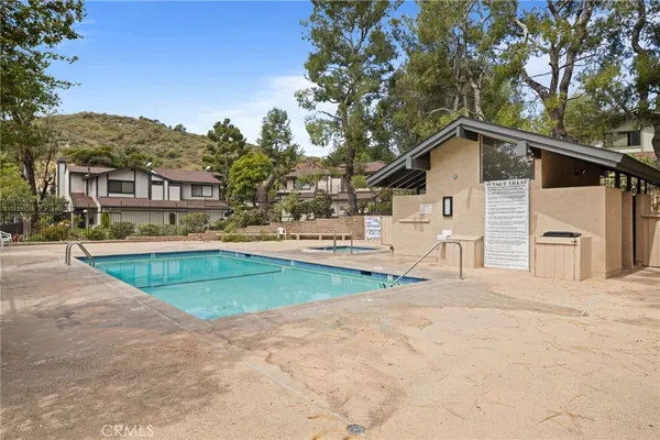 $720,000 | 10831 Roycroft Street, Unit 9, Sun Valley, CA 91352