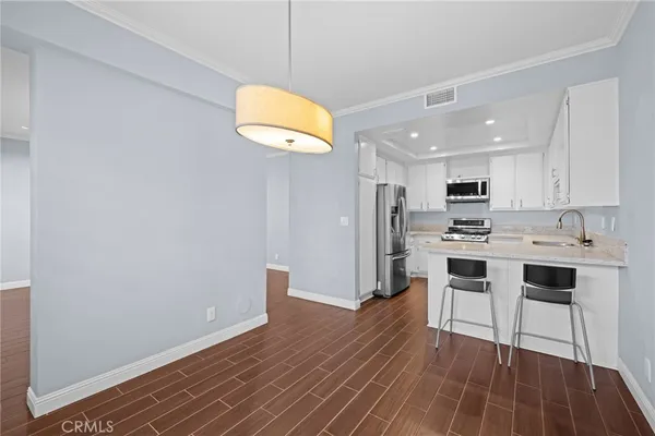 $720,000 | 10831 Roycroft Street, Unit 9, Sun Valley, CA 91352