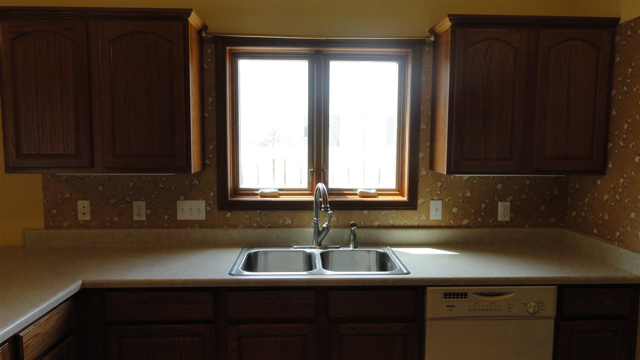 2471 Yearling Court Decatur, IN 46733 - Photo 8 of 23
