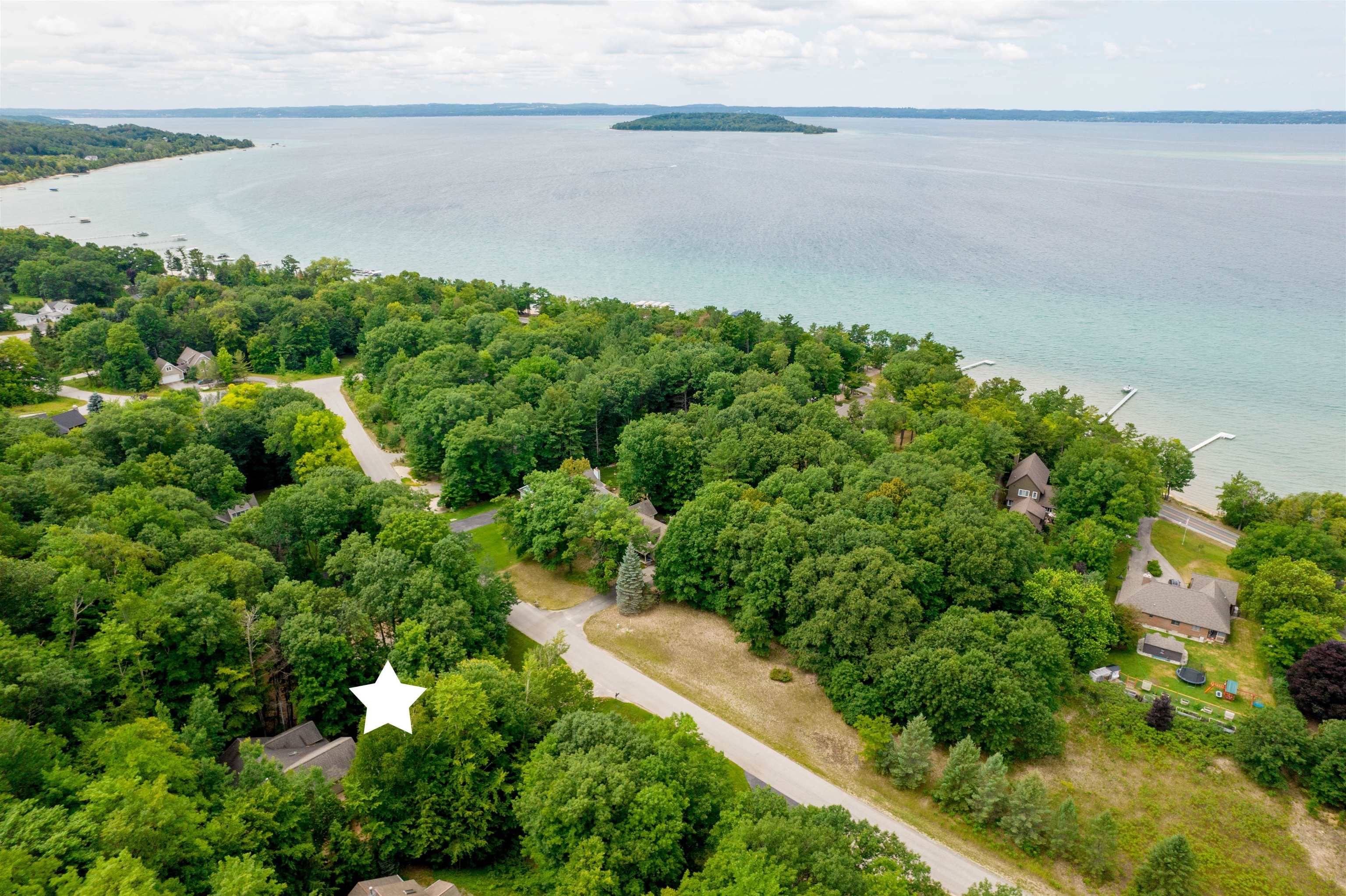 13434 Hedeen Road Traverse City, MI 49686 - Photo 9 of 42 1909212-2.JPG