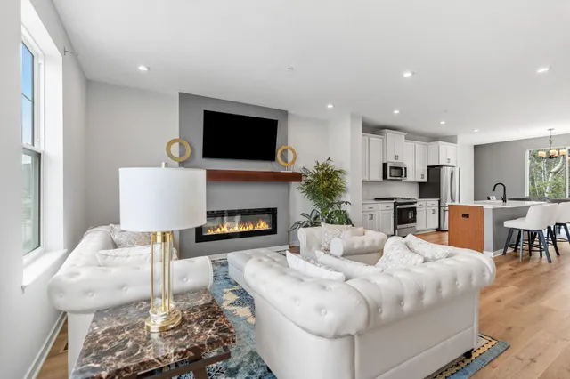 $410,000 | 8612 Kenyon Court Northeast, Unit B, Blaine, MN 55449