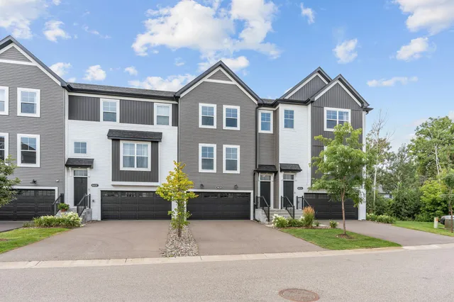 $410,000 | 8612 Kenyon Court Northeast, Unit B, Blaine, MN 55449