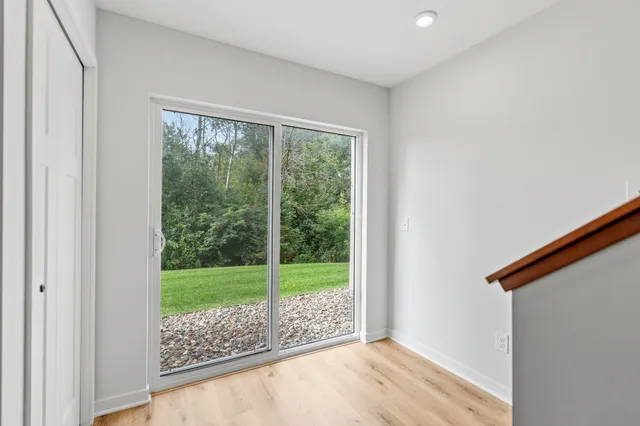 $410,000 | 8612 Kenyon Court Northeast, Unit B, Blaine, MN 55449