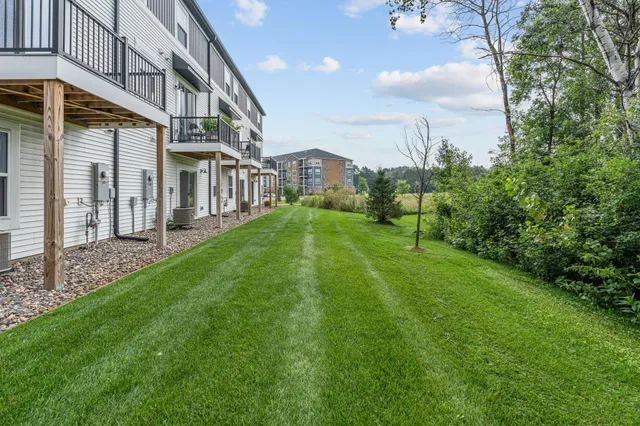 $410,000 | 8612 Kenyon Court Northeast, Unit B, Blaine, MN 55449