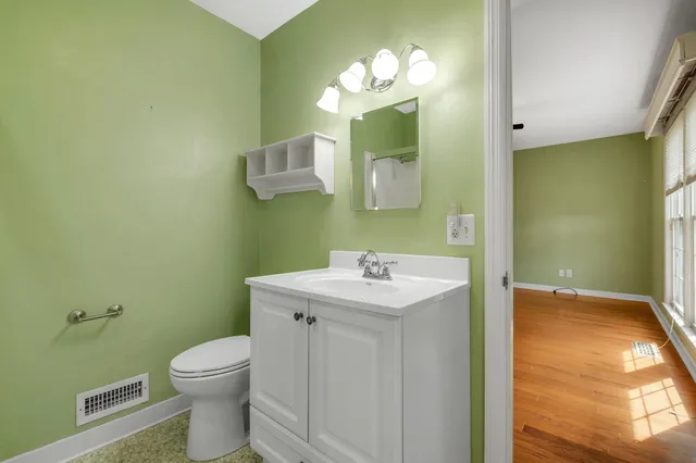 $700,000 | 2218 Killarney Way, Tallahassee, FL 32309