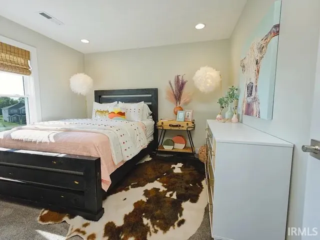 $379,800 | 1402 North Crossing Pass, Huntingburg, IN 47542