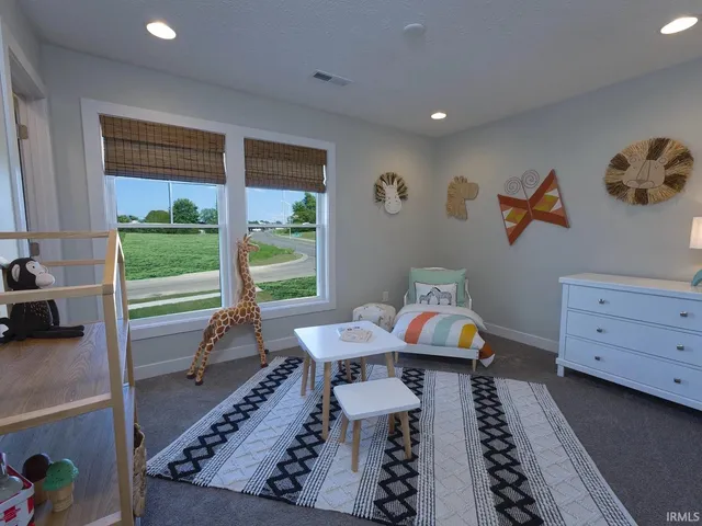 $379,800 | 1402 North Crossing Pass, Huntingburg, IN 47542