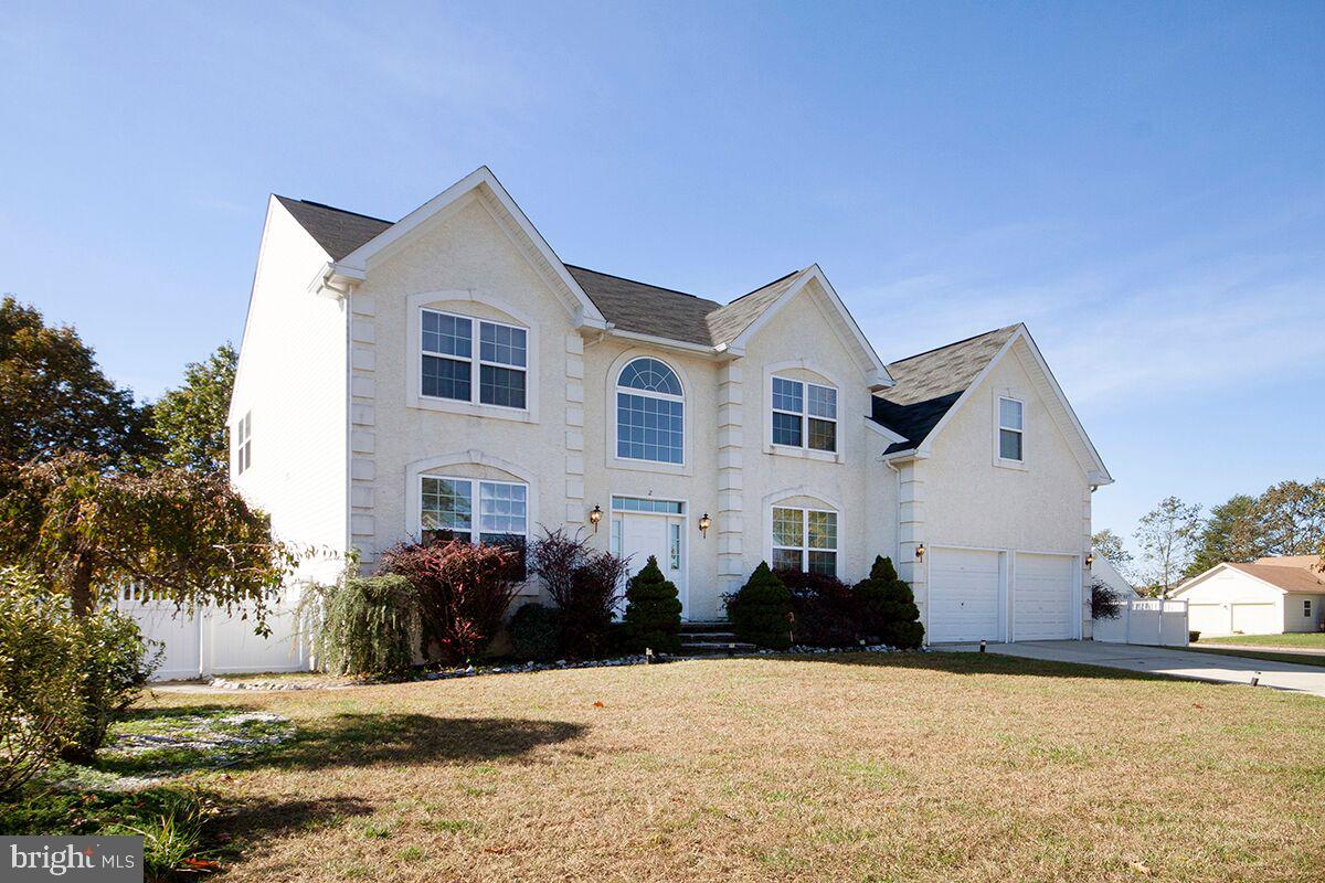 2 Ragan Ridge Road Sicklerville, NJ 08081 - Photo 3 of 59 Exterior Front: Tasteful Gardening