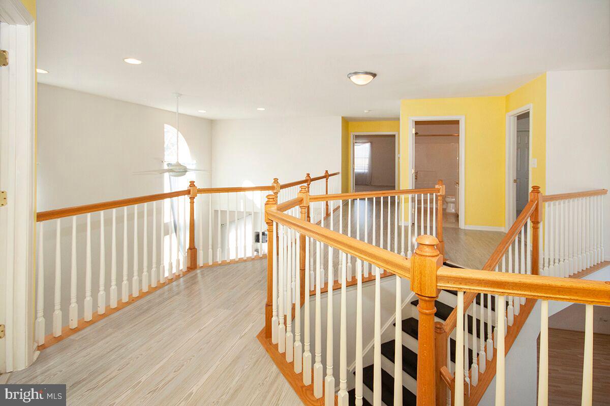 2 Ragan Ridge Road Sicklerville, NJ 08081 - Photo 23 of 59 Second Story Hall: 2 Overlooks