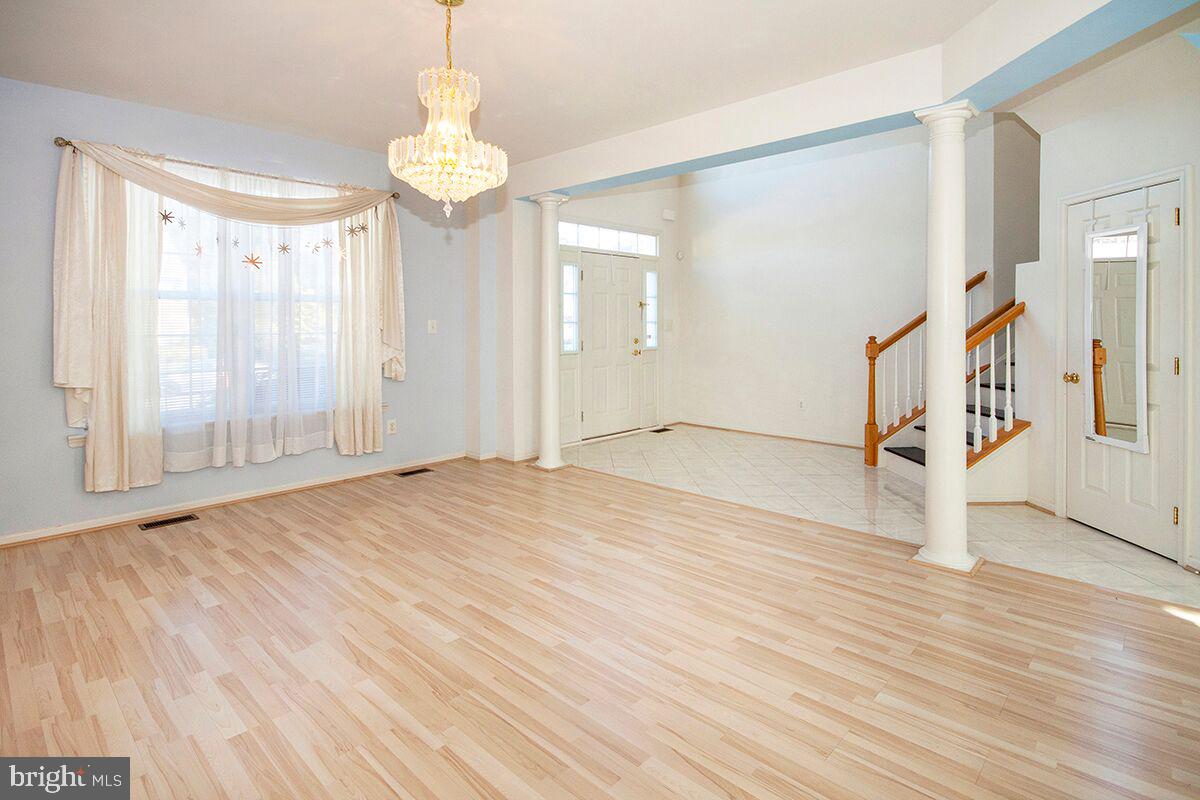 2 Ragan Ridge Road Sicklerville, NJ 08081 - Photo 10 of 59 Dining Room: Foyer