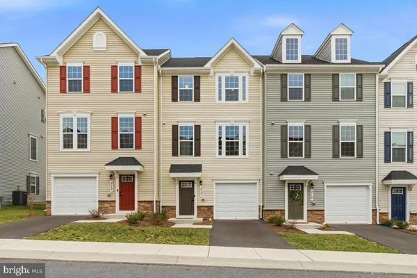 $429,990 | 317 Pemberton Park Lane, Frederick, MD 21703
