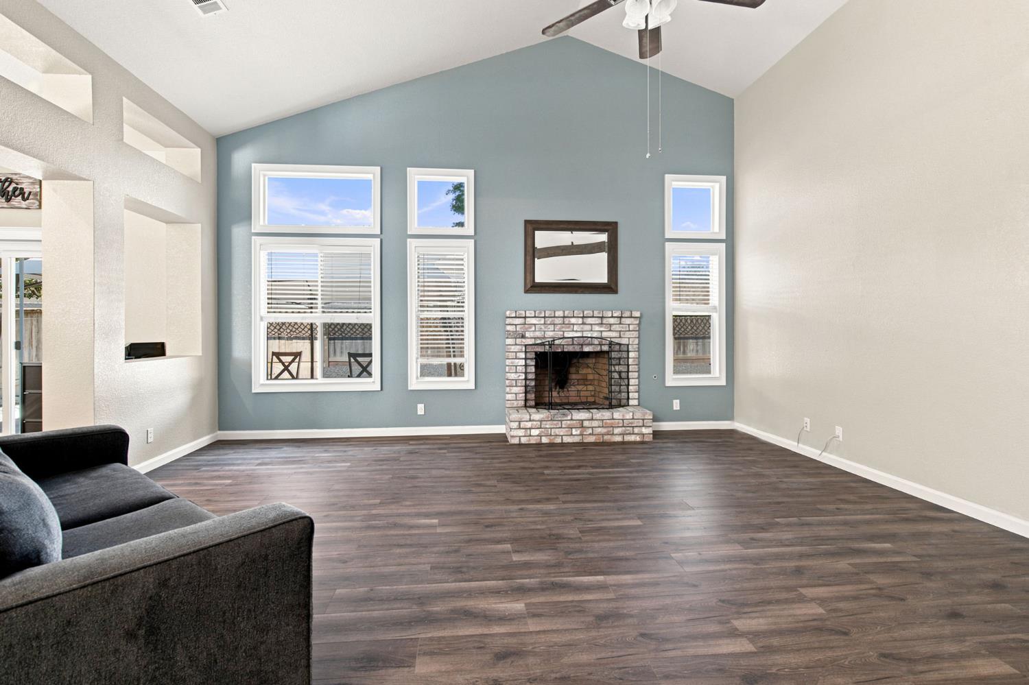 245 Douma Way Ripon, CA 95366 - Photo 23 of 56