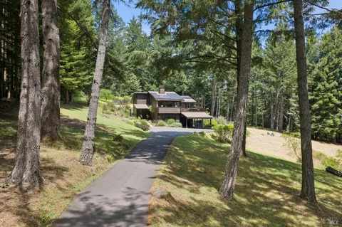 $1,600,000 | 2975 Joy Road, Occidental, CA 95465